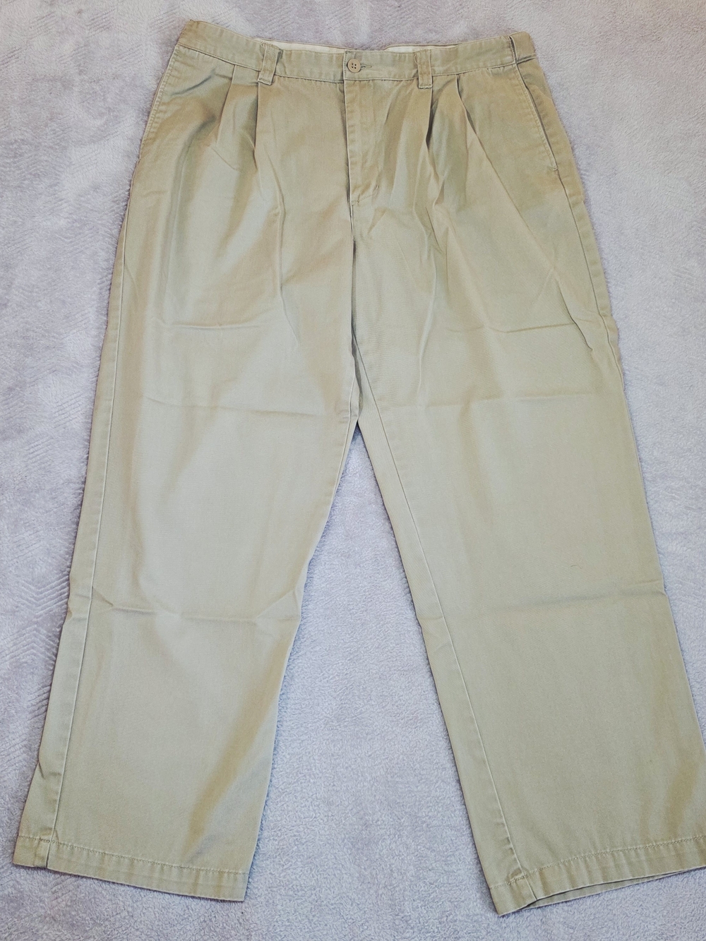 Men's Classic Pleated Chino Pants - Khaki